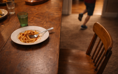 Bambino Non Sta Fermo A Tavola